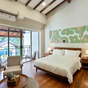 https://arambhaya-boutique.kandyhotelsnow.com